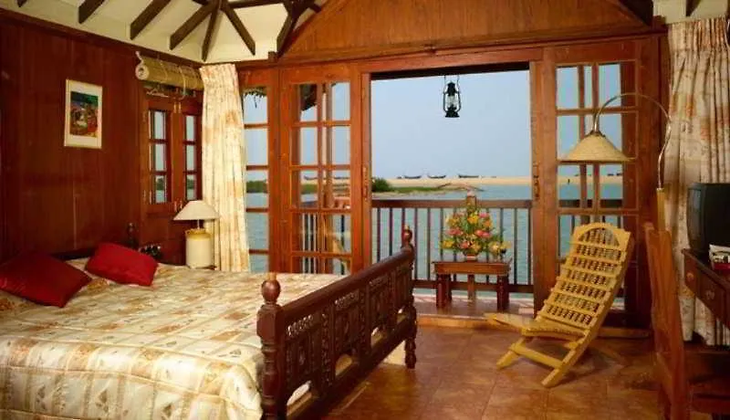 Poovar Island Resort