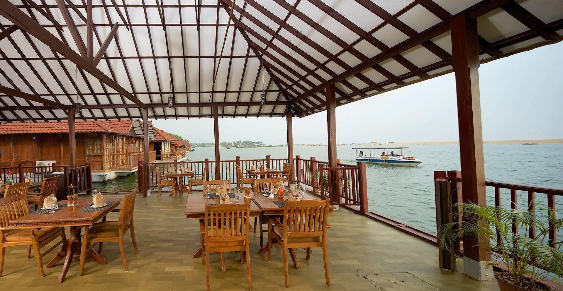 Poovar Island Resort